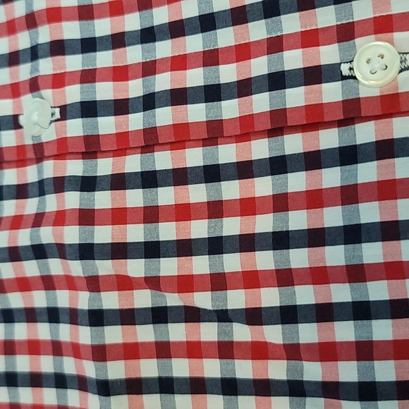 Button up - Picture 2 of 4